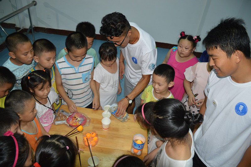 ����׌������������뼯�w��־Ը�ߎ��I���ӂ��汧�F����ƹ�������Aƹ������Ʊ��Α���