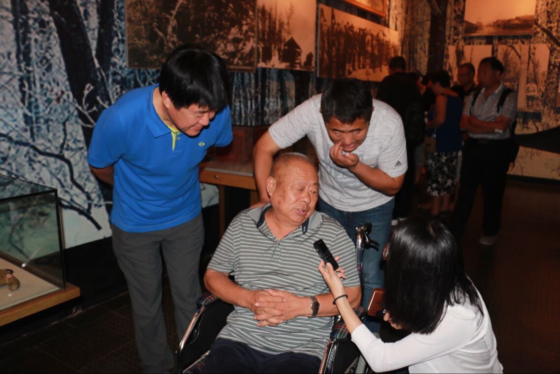 ����Wӛ������ꖡ��š�һ�ˡ��o���^�F�����L݆���ϵ����ꅢ�^�ߣ������Ƀɂ�������ͬ���ĺ����s����ꖡ���ꑼӽ� �z��