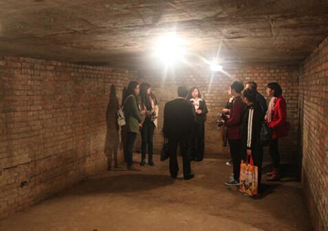 ��(zh��n)���I(y��ng)�����ҷ����O(sh��)ʩ���������M(j��n) �z��