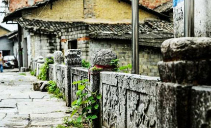 �e�ݹ�������ƾõĚvʷ�����˹��e�ݳ������Ļ����N�������S���Ěvʷ���ľ��^���C�����eꖚvʷ���ľ��^�ľ��A����Ԕ��������CZYYW ���eꖿh�e�ݹ�� Ͷ�� 