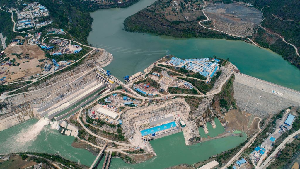 中巴經(jīng)濟走廊首個水電項目——巴基斯坦卡洛特水電站。(三峽集團供圖)