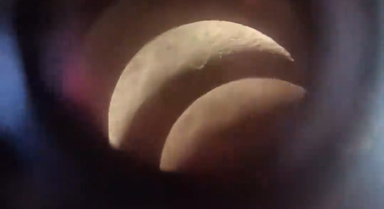 小學(xué)生自制天文望遠(yuǎn)鏡看到月球隕石坑